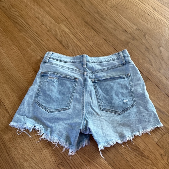 Vanilla Star jean shorts - Picture 2 of 4